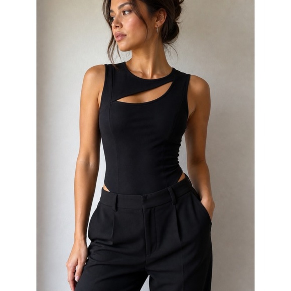 Alieva Black Cutout Asymmetrical Bodysuit  Small‎ Minimalist Y2K Office Siren